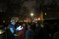 Sicht auf die versammelte Menge