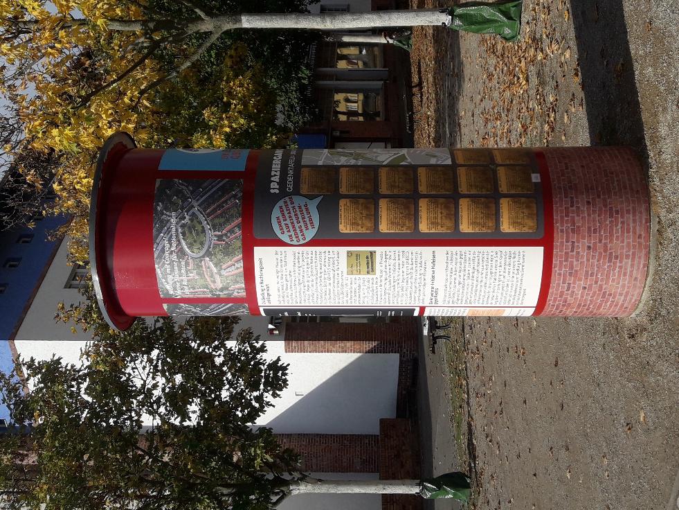 Runderneuerte Informationssäule